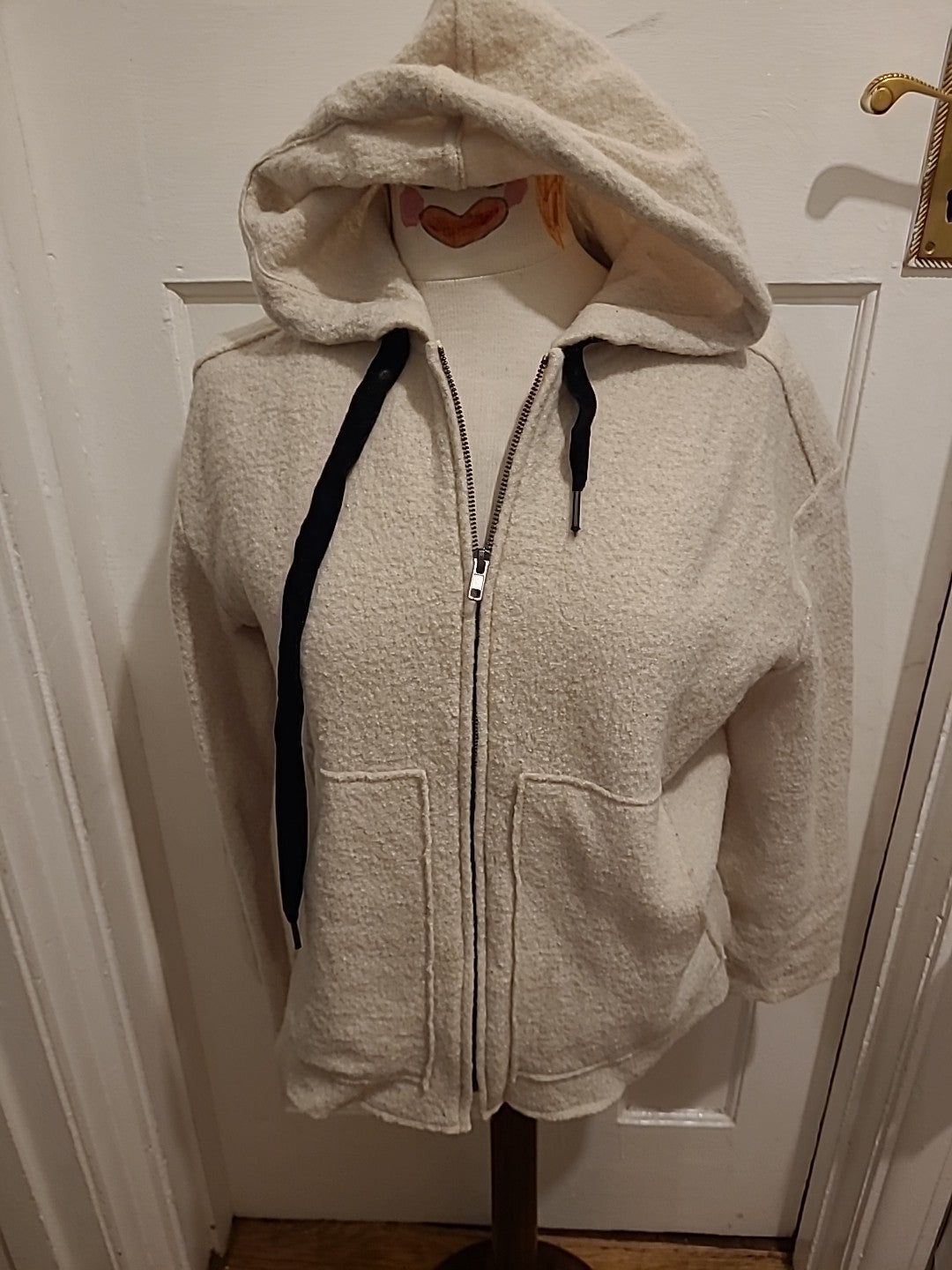 Ladies Yerse Size Small 100% Wool Zipped Jacket