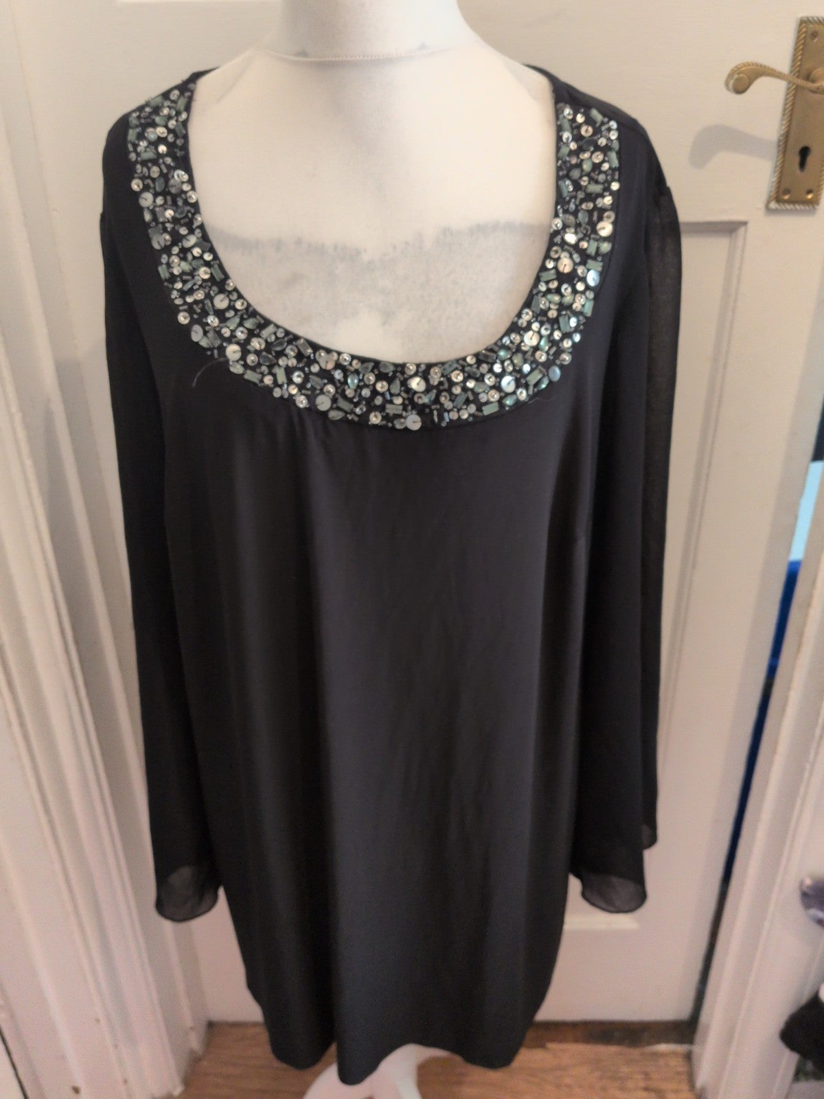 Ladies Evie 22-24 Black Detail On Neck Long Sleeve Blouse Black