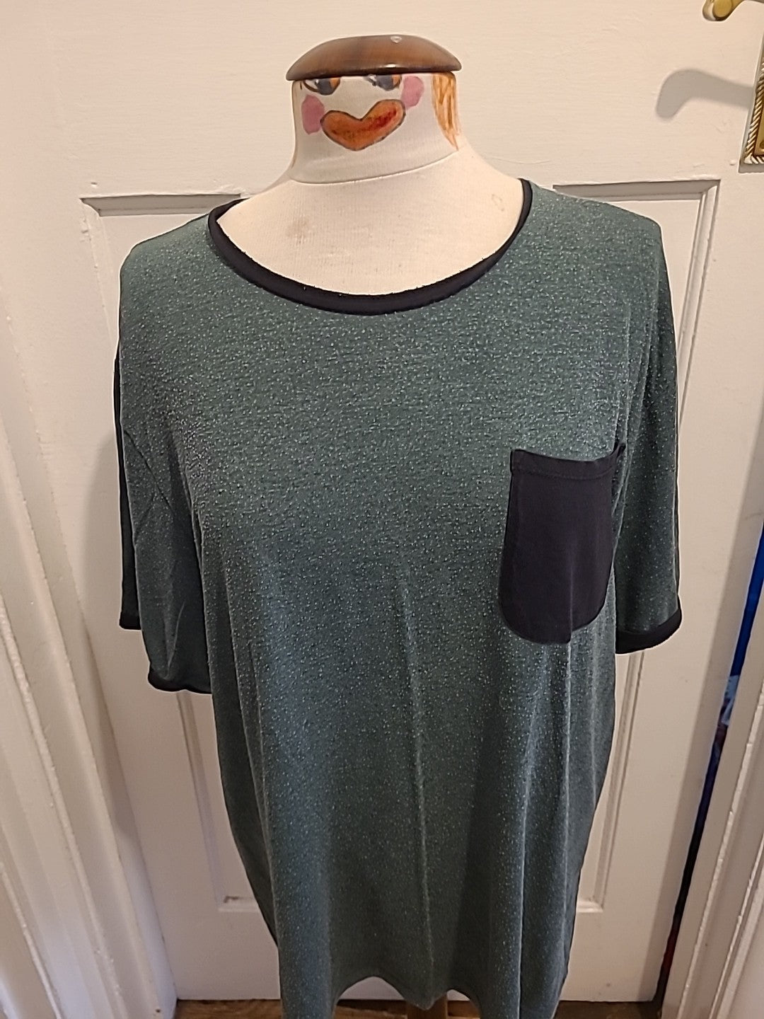 Mens Matalan Size XL Green With Black Pyjama Top(Heavily Bobbled)
