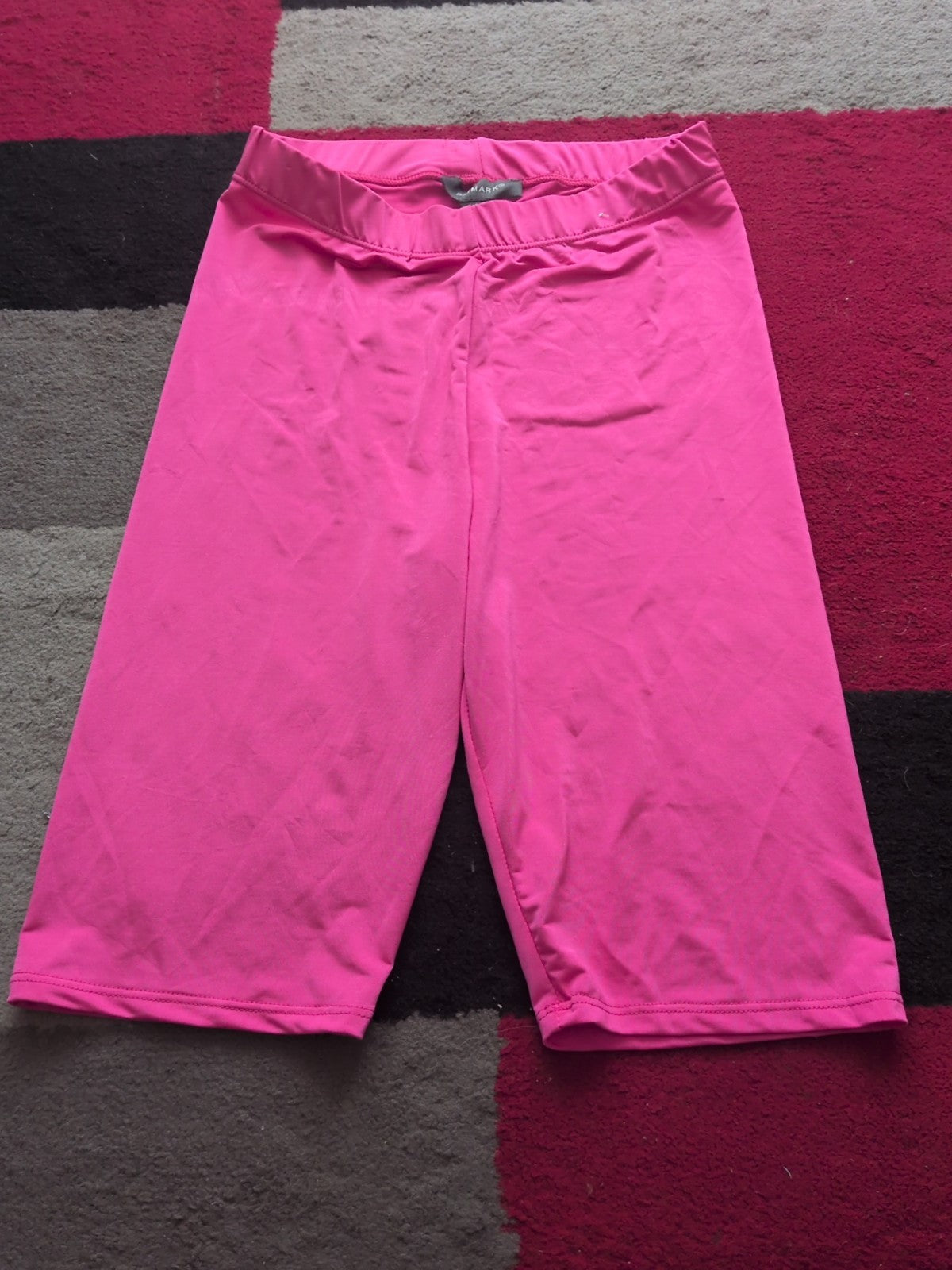 Primark 4-6 Hot Pink Shorts Biker