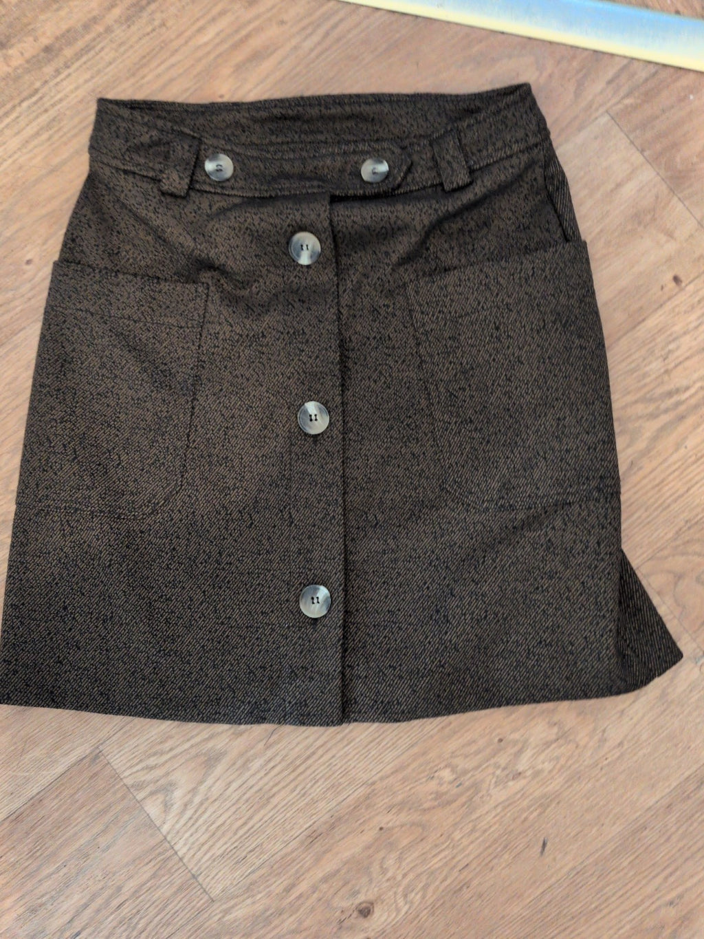 Tu Woman 8 Brown And Black Short Skirt