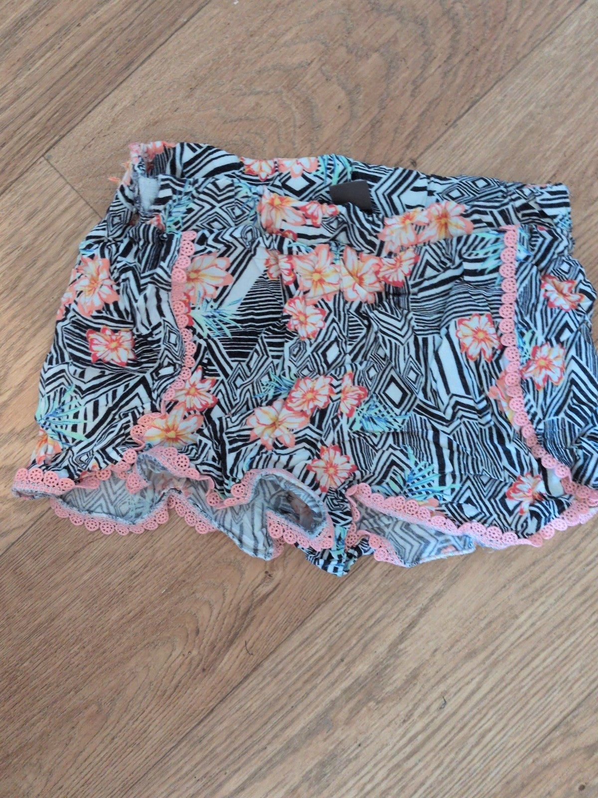 Primark 8-9 Years Multicoloured Floral Shorts