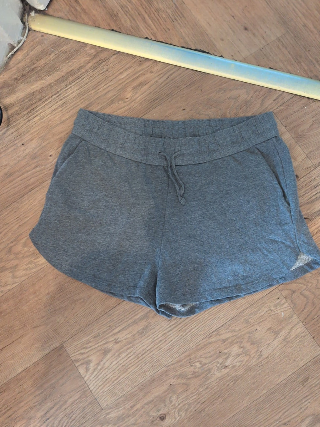 H&M Medium Grey Elasticated Shorts