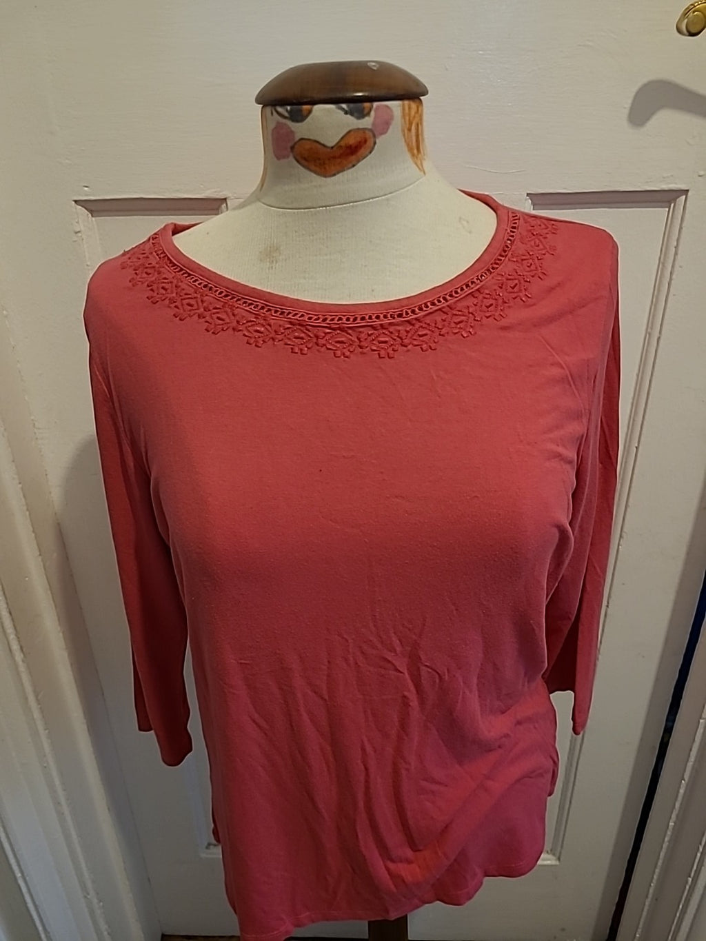 Ladies Classic Size 14 Pink Long Sleeved Tshirt