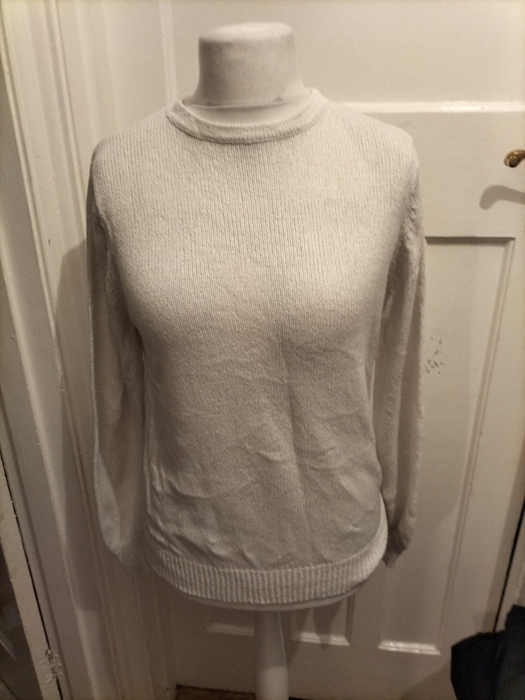 Ladies Berkertex Size 10-12 White Long Sleeved Jumper