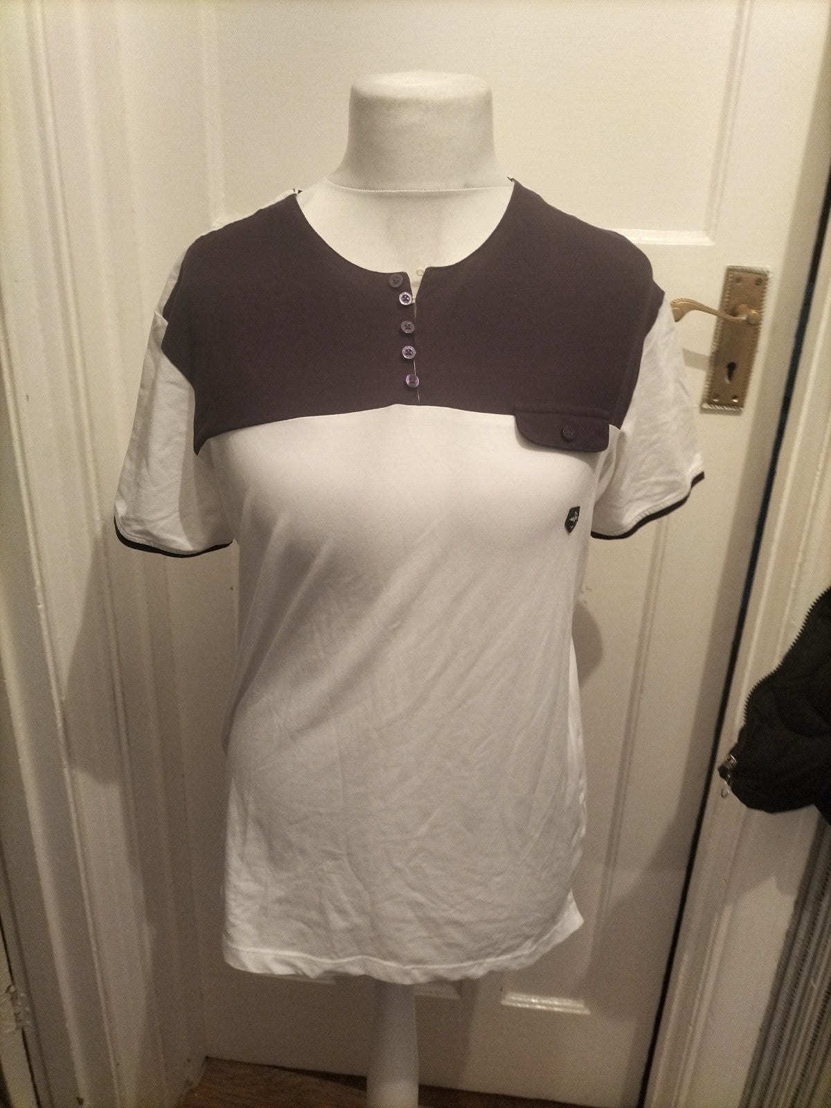 Mens Strength And Honor Size XL Purple And White Short Sleeved Tshirt