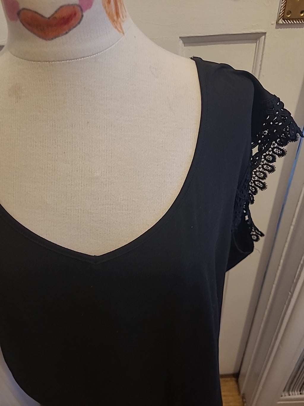 Ladies Shein Size 4xl Black Frill Detail Short Sleeved Tshirt