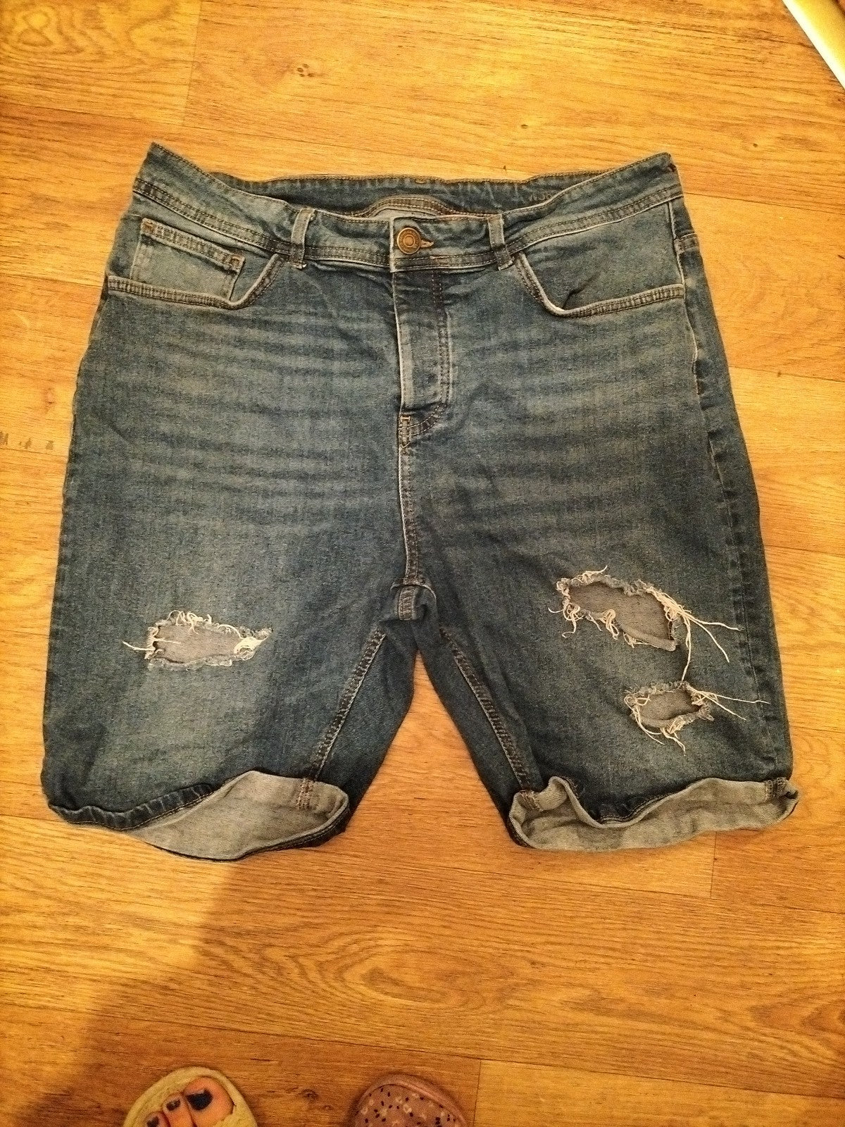 Mens Denim&Co Size 38" Denim Ripped Shorts