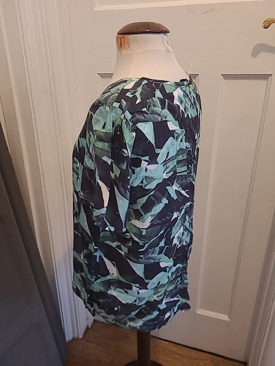 Ladies Viz.a.viz Size Small Green Black Short Sleeved Tshirt