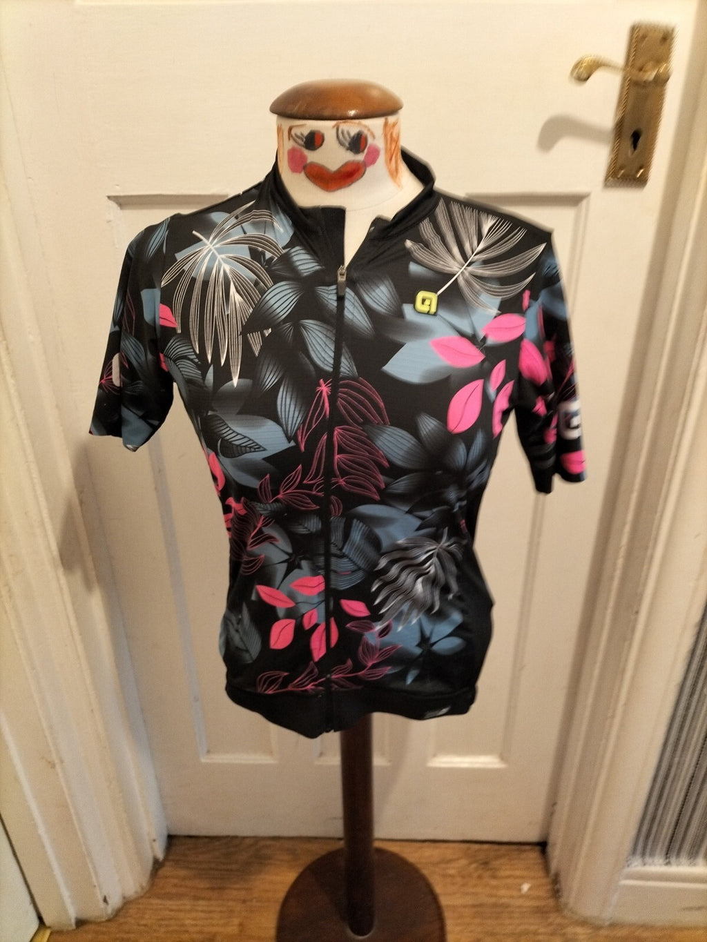 Ladies Qle XL Black/Turquoise/Pink Short Sleeve Sport Top