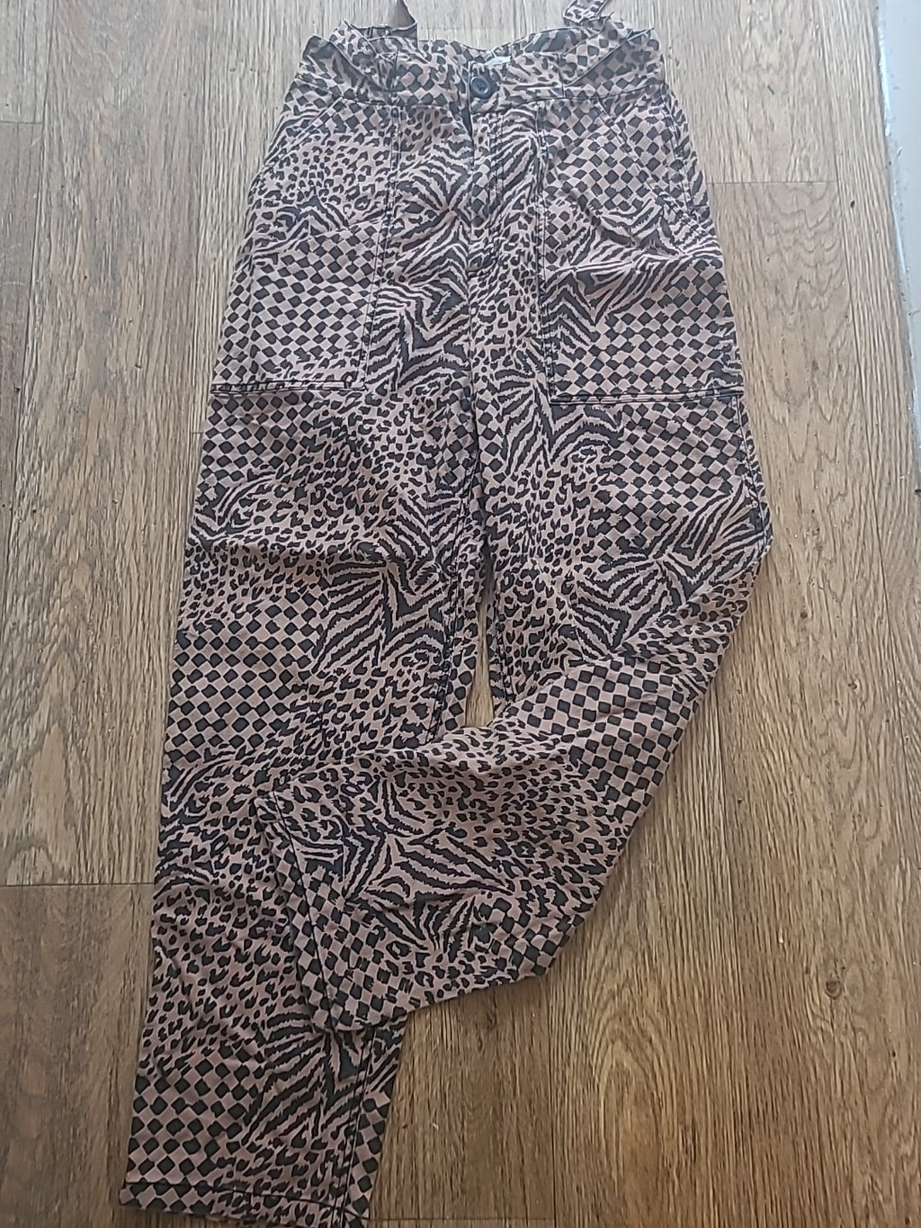 Ladies Amuse Size 8 Brown Black Trousers