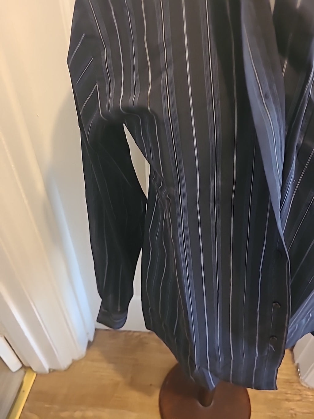 Mens Thomas Nash Size 15" Navy Striped Long Sleeved Shirt