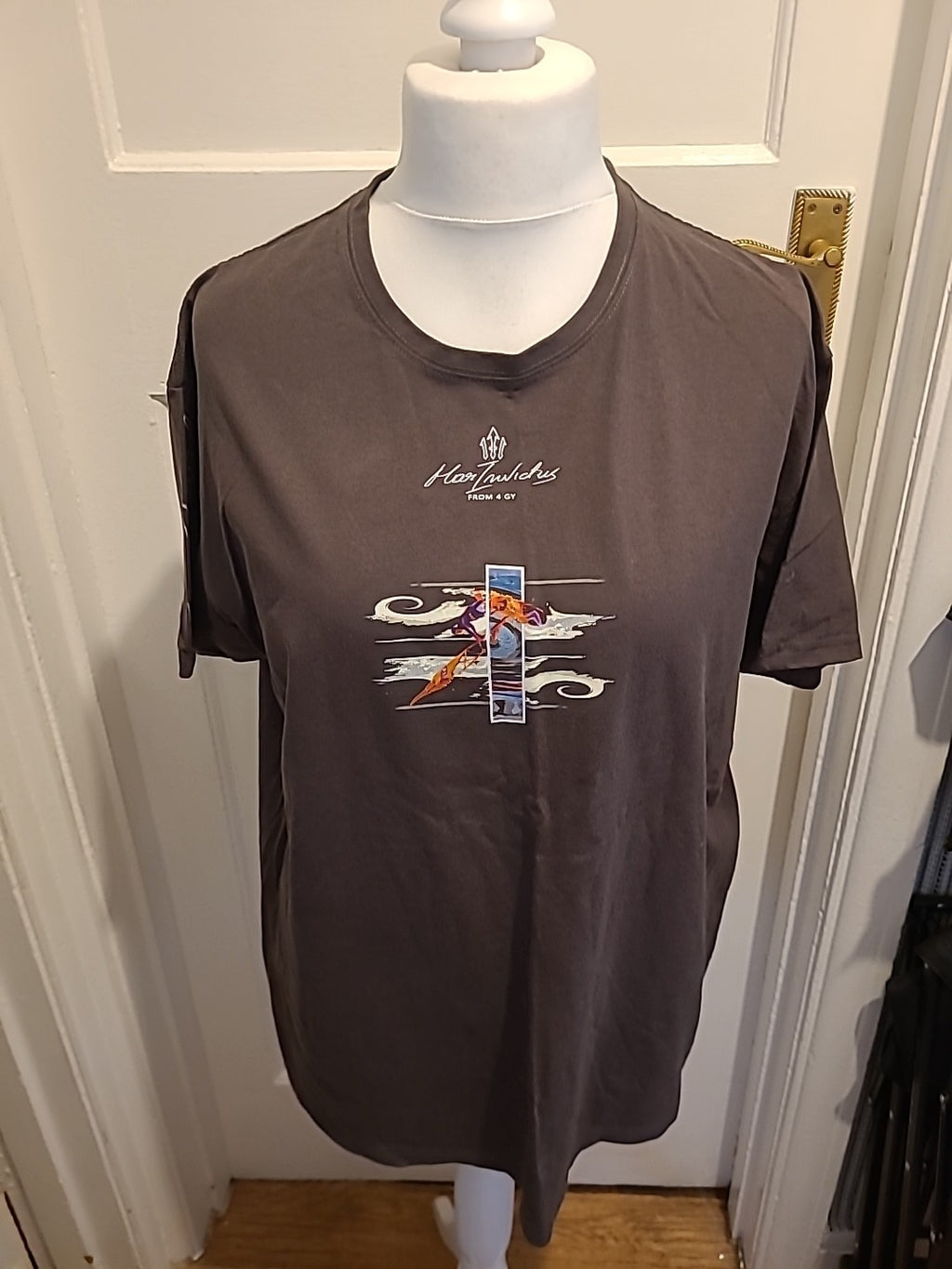 Mens Size XL Charcoal Brown Short Sleeved Tenerife Tshirt