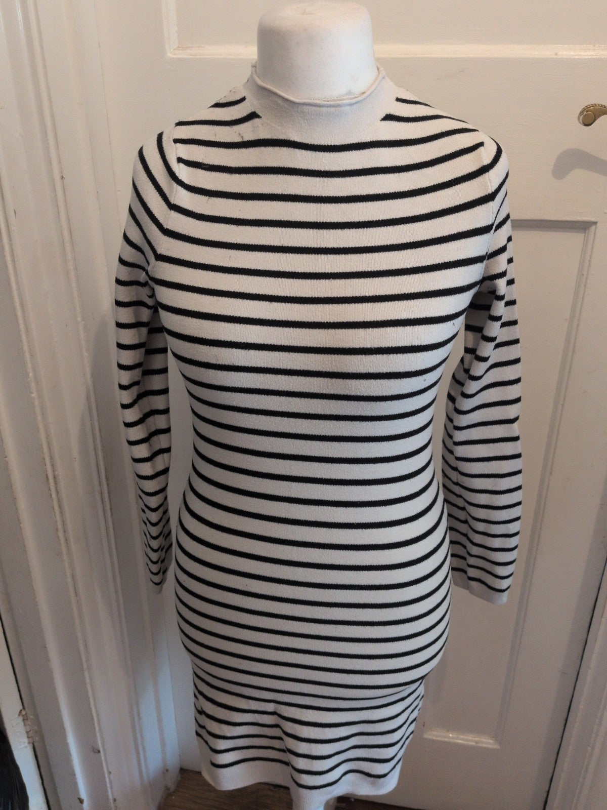 Ladies Primark XS White Stripe Jumper Dress