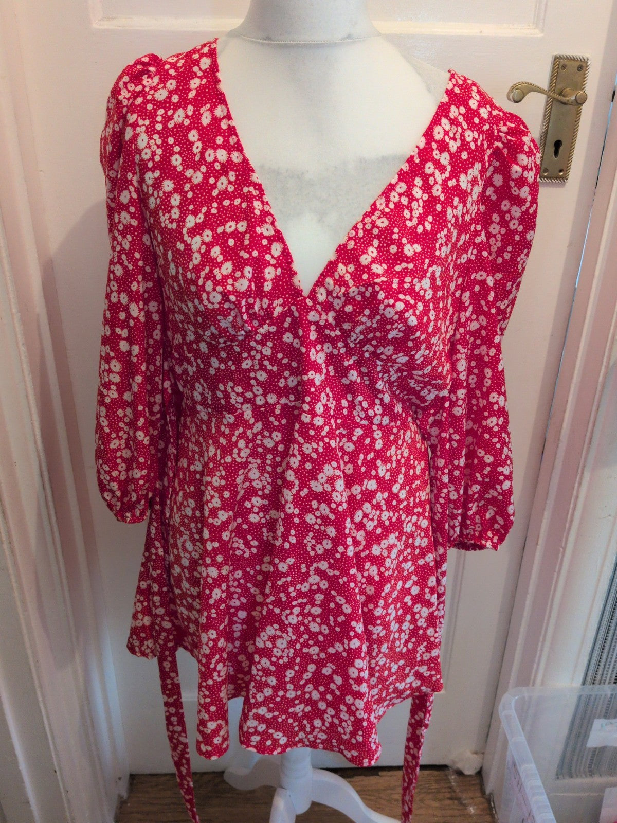 Shein 12-14 Red Floral V Neck 3/4 Sleeve Dress Knee Length