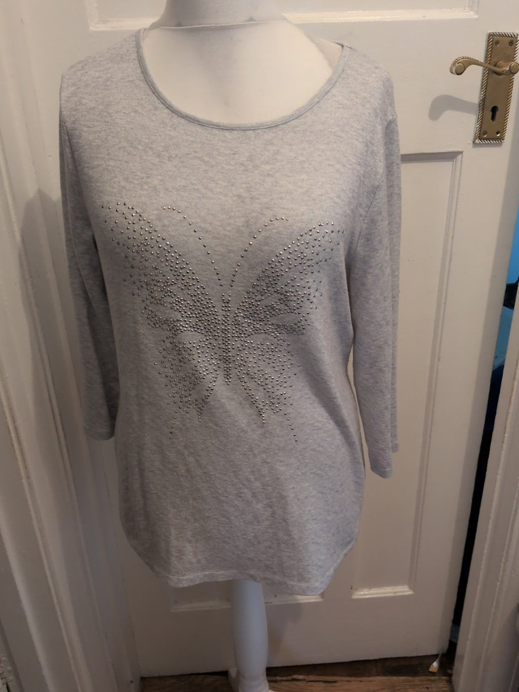 Ladies Love Tees Size 14 Grey Butterfly Long Sleeve Blouse