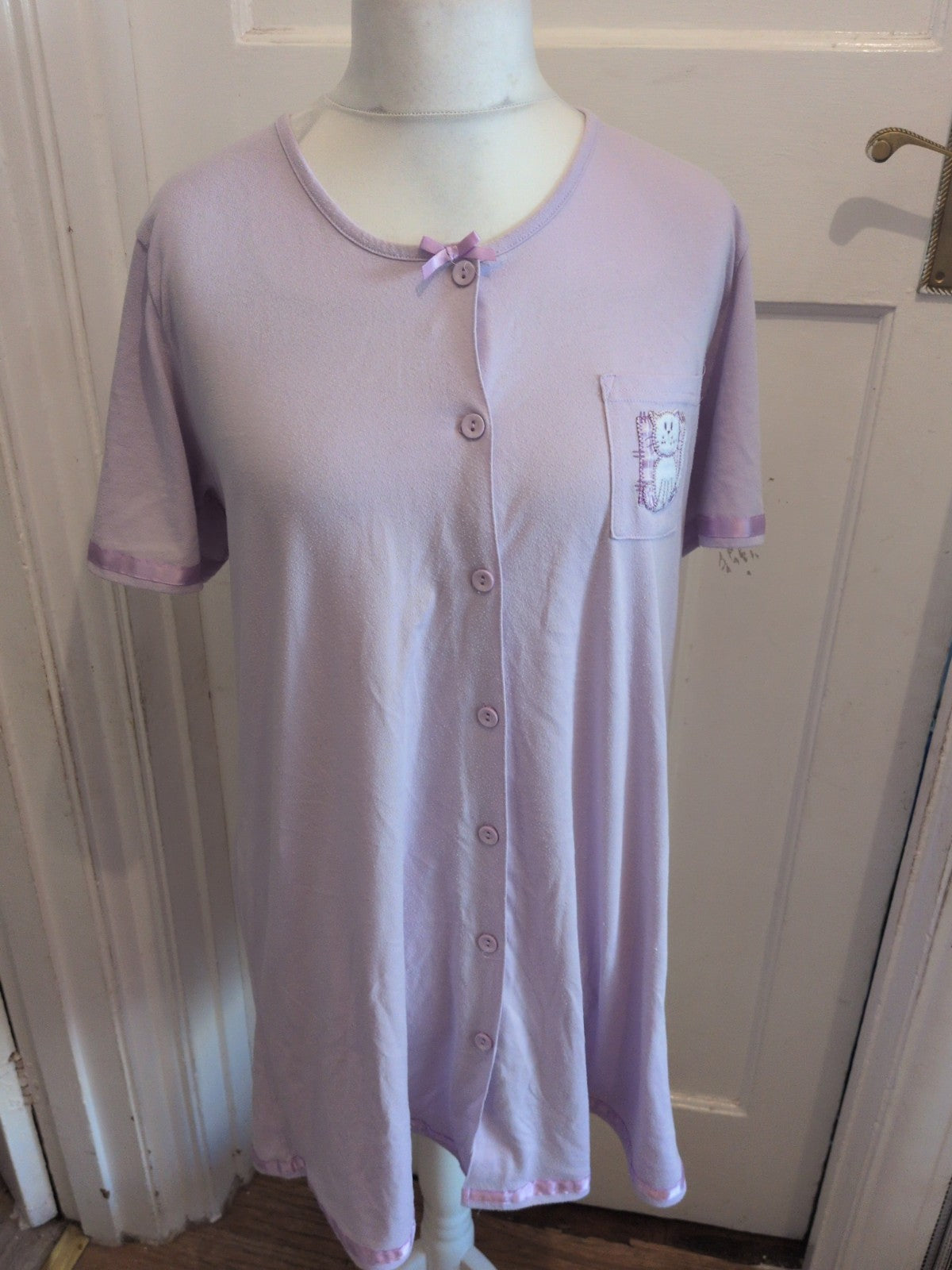 Ladies Size 18-20 Lilac Purple Buttoned Short Sleeve Nightwear Pyjama