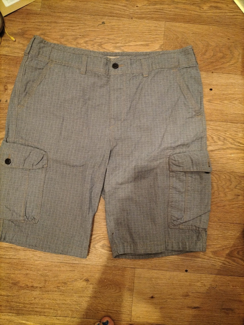 Mens North Coast Size 36" Light Blue/Grey Patterned Shorts