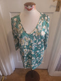 Ladies Size Large Green Floral Mid Sleeved Tshirt