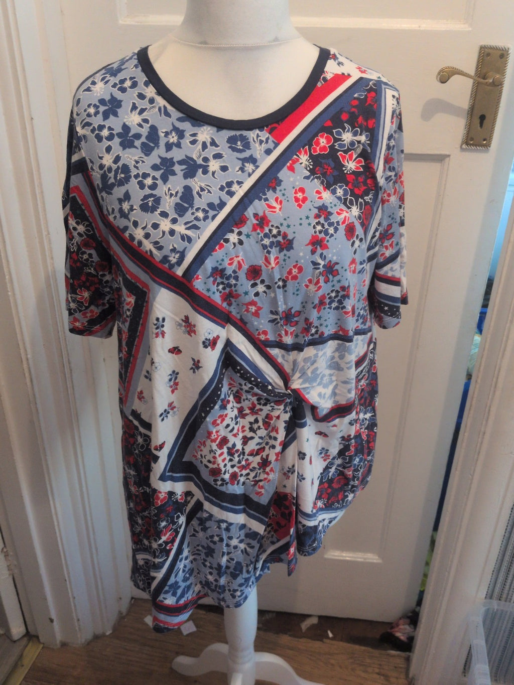 Marks And Spencer 22 Navy White Red And Blue Short Sleeve Floral Blouse