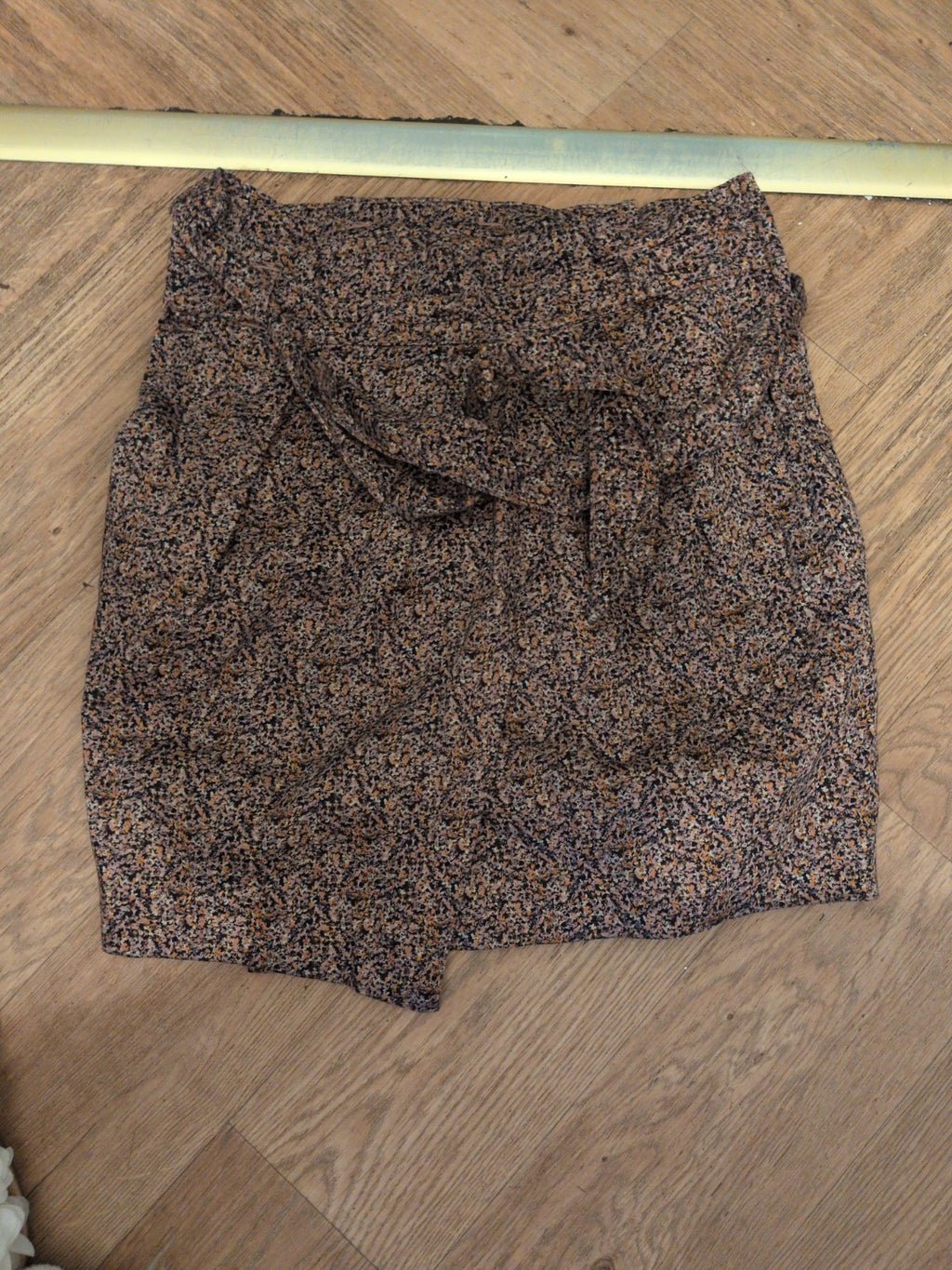H&M 14 Multicoloured Belted Knee Length Skirt