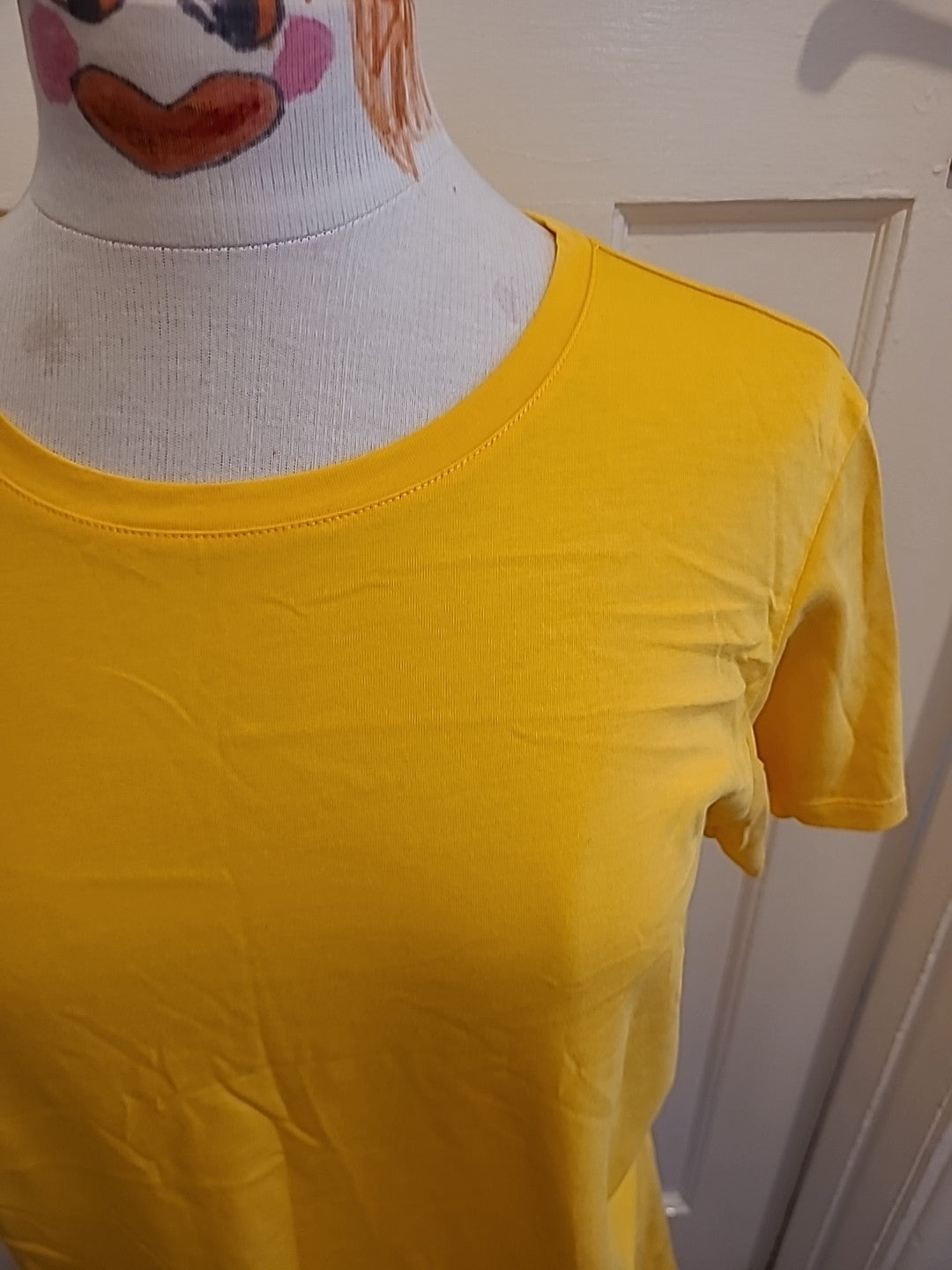 Ladies Lands End Size Medium Mustard Short Sleeved Tshirt