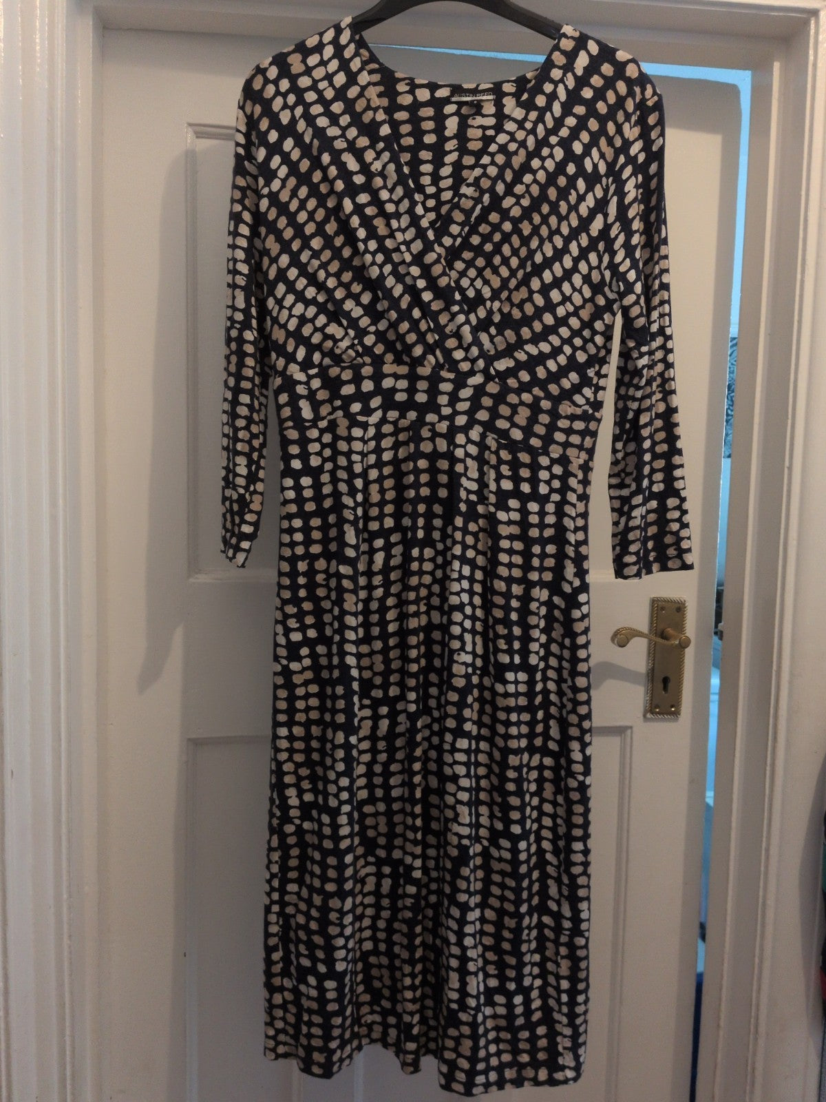 Austin Reed 8 Navy Spotty Long Sleeve V Neck Dress