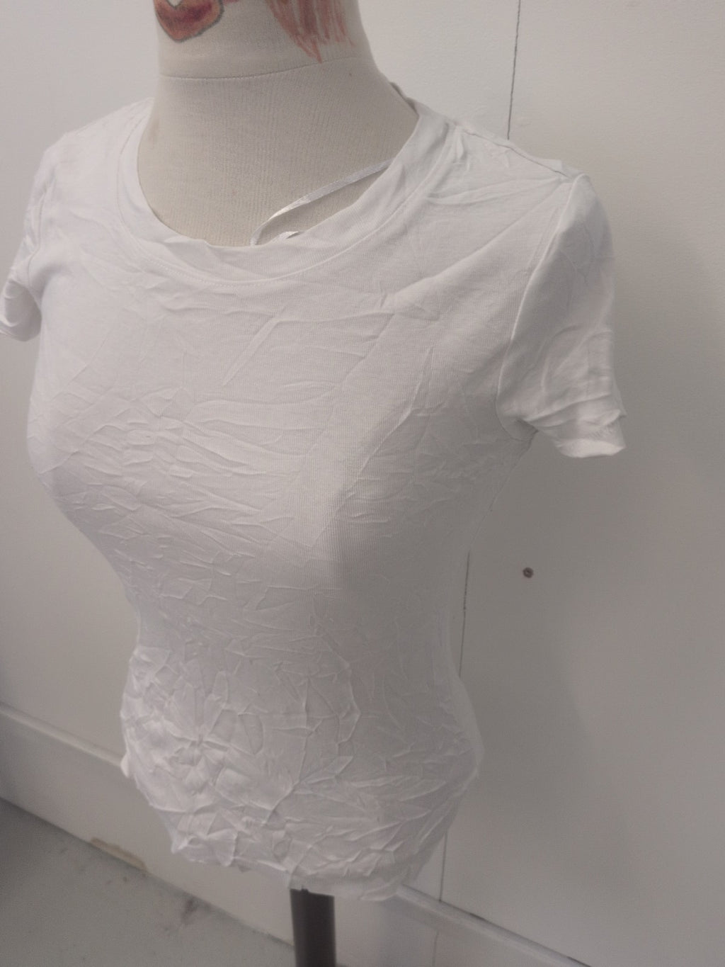 Ladies Tu Size 8 White Short Sleeve T-shirt Plain