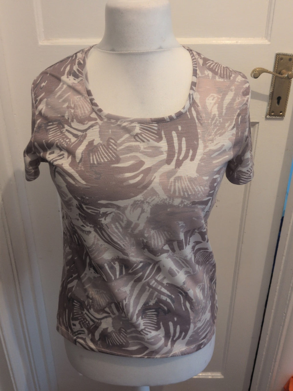 Viz.A.Viz 8/10 Grey Toned Short Sleeve T-shirt