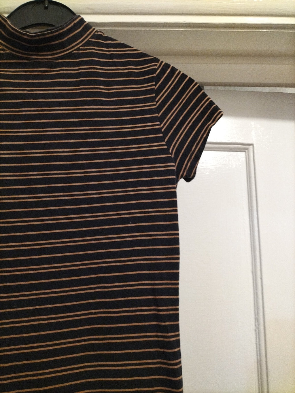 Women's Primark Size 6 Black And Gold Short Sleeved Dress