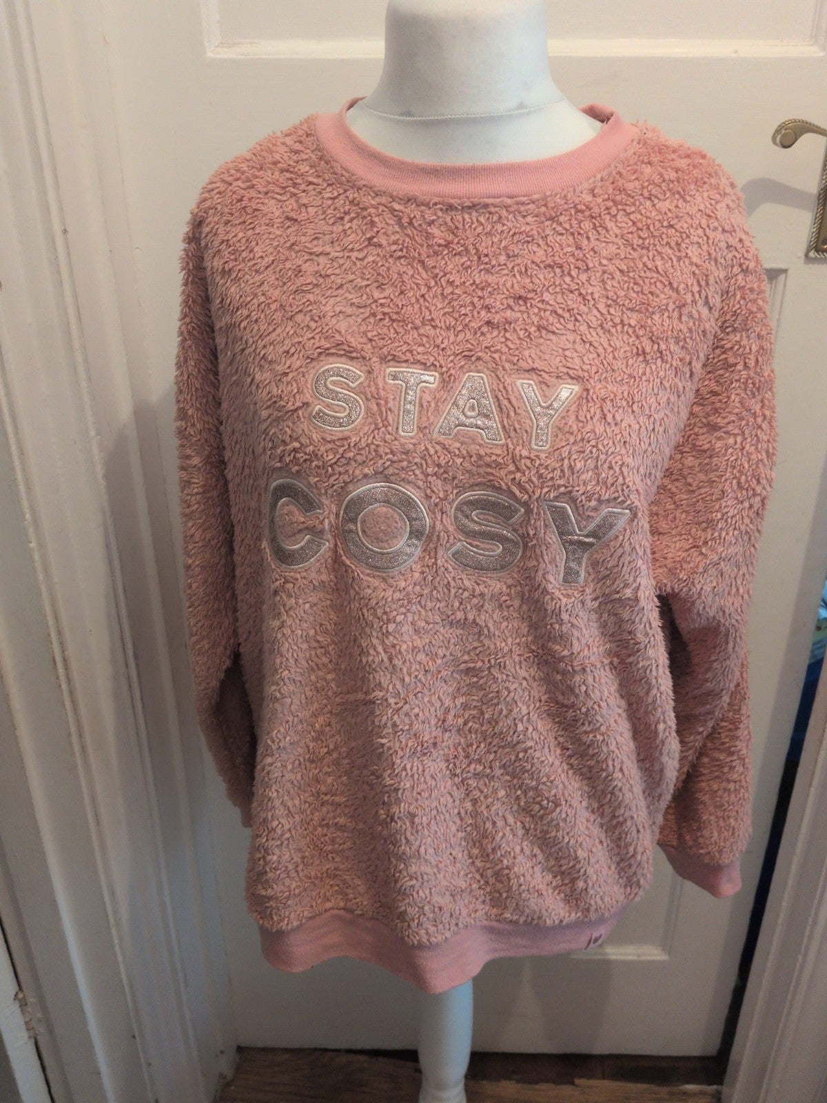 Ladies Primark Size Large Pink Fluffy Pullover Jumper Pyjama Nightwear