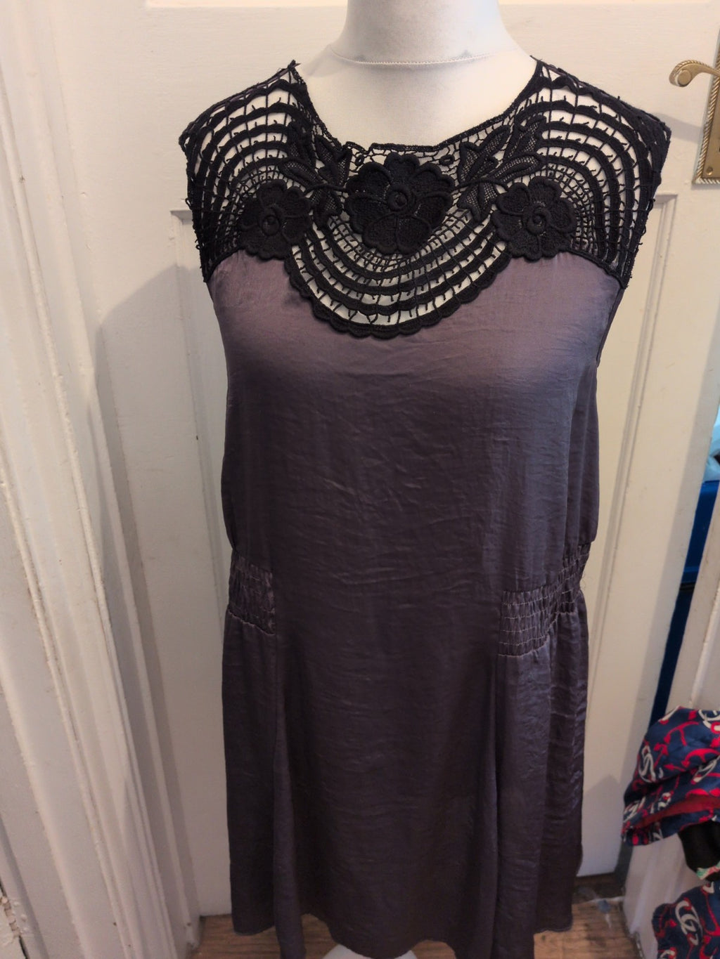 Dorothy Perkins 14 Grey And Black Ultra Lightweight Sleeveless Dress