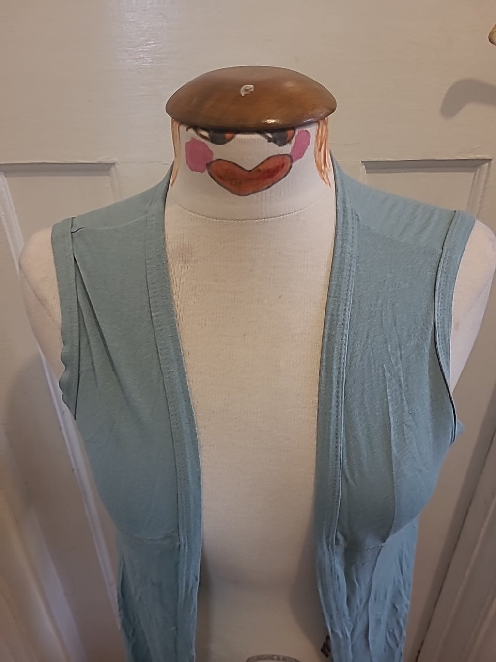 Ladies Size Medium Teal Sleeveless Cardigan