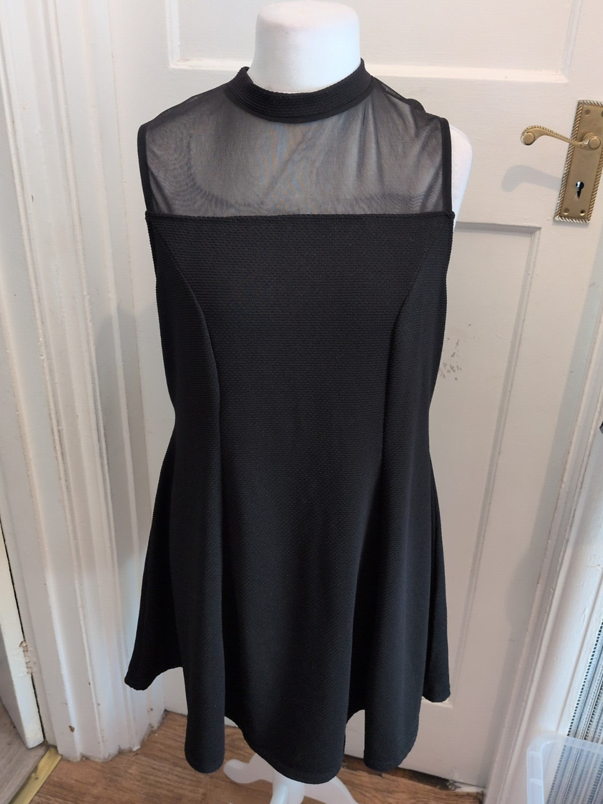 Boohoo 24 Black Sleeveless Mesh Upper Knee Length Dress