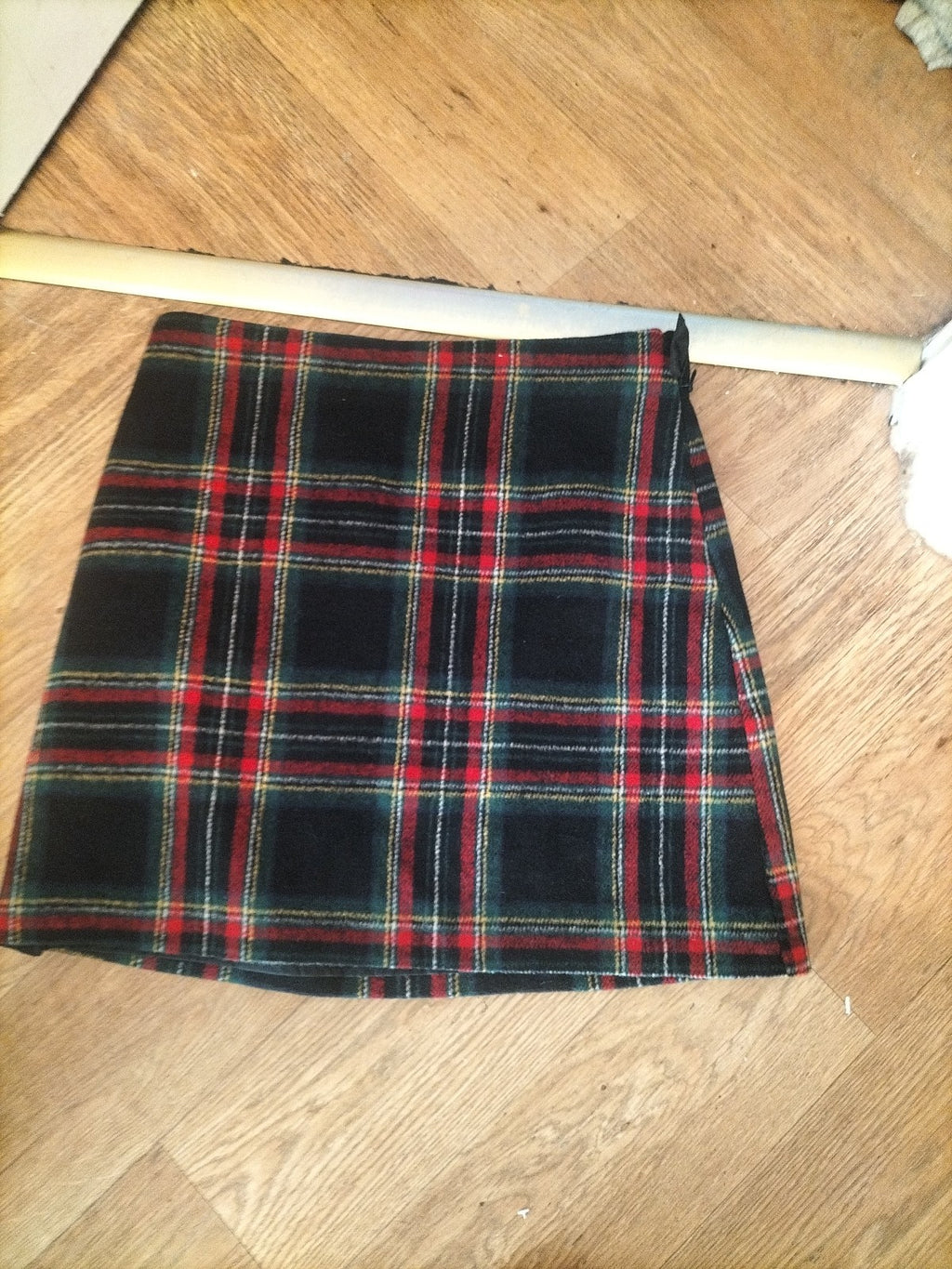 Ladies Tu Size 12 Multi Check Lined Short Skirt