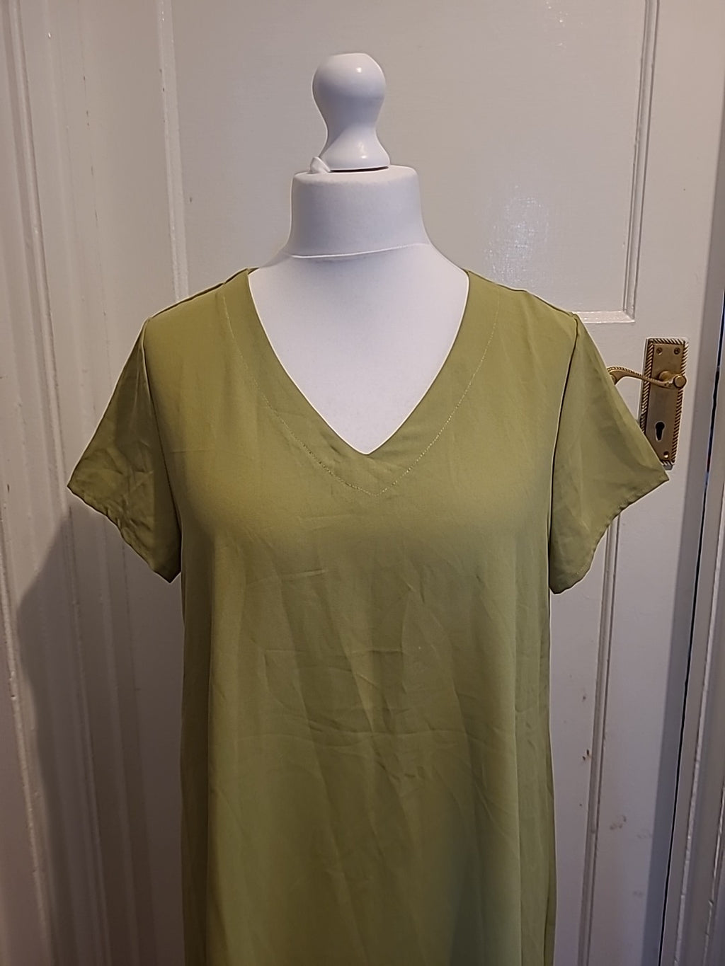 Ladies Size Large Sage V Neck Short Sleeved A-Line Dress
