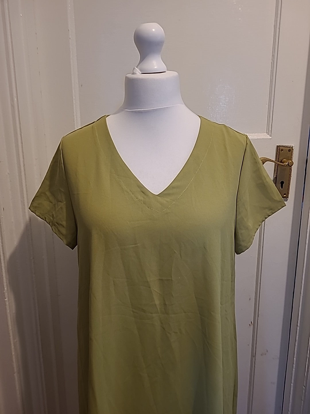 Ladies Size Large Sage V Neck Short Sleeved A-Line Dress
