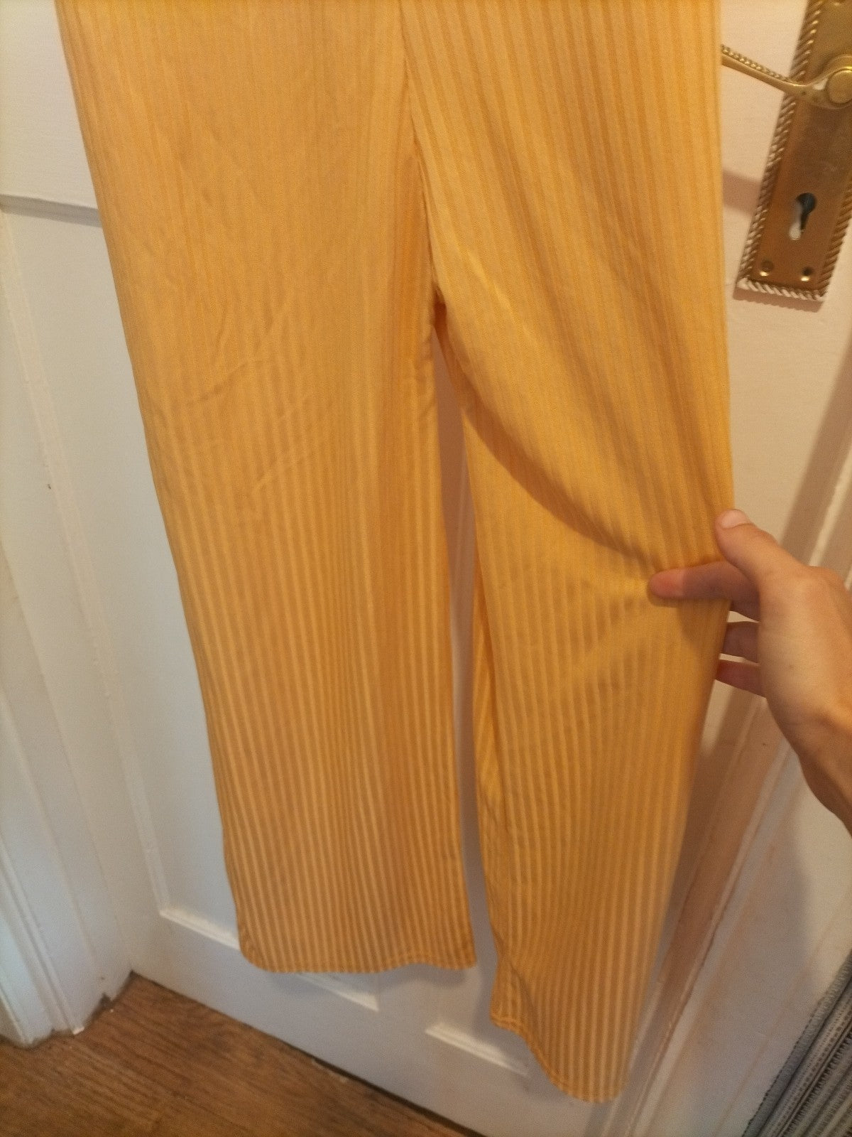 Ladies In The Style Size 8 Sandy Sleeveless Jumpsuit