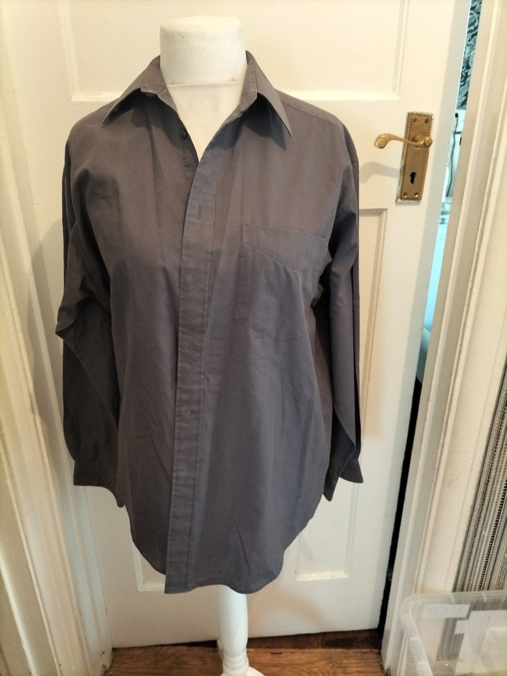 Mens Burton Size 15.5 Charcoal Grey Long Sleeved Shirt