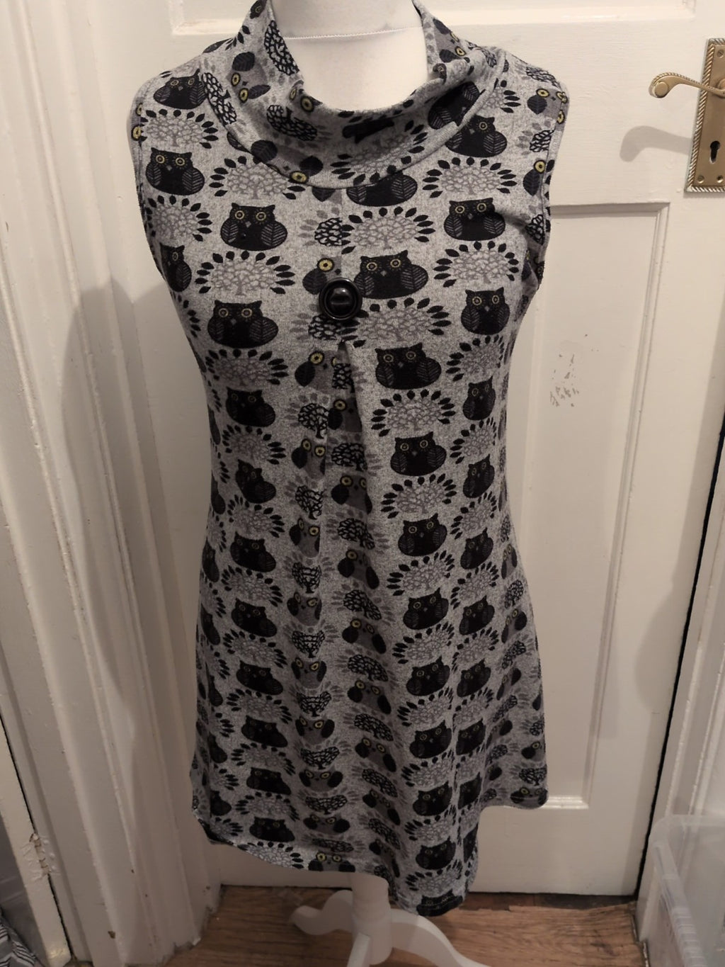 12 Grey And Black Owl Pattern Sleeveless Dress