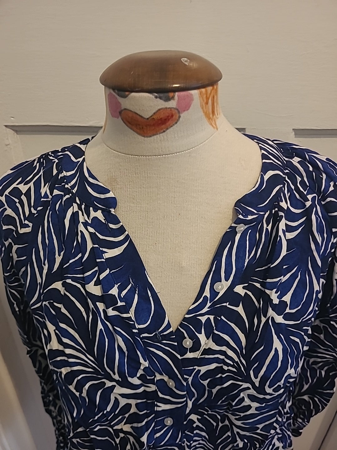Ladies H&M Size Small Blue And White Long Sleeve Blouse