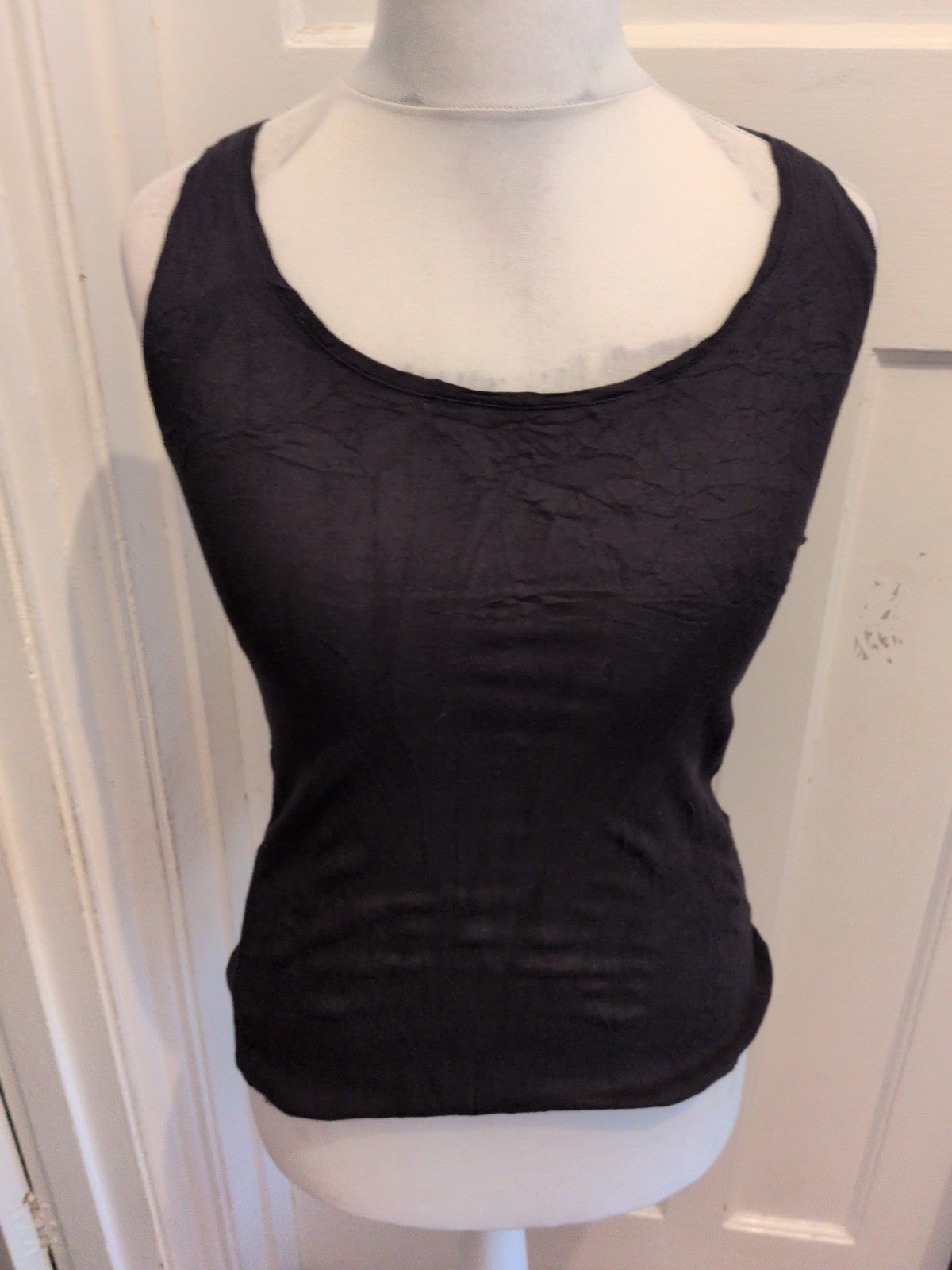 Basics 12 Black Sleeveless T-shirt