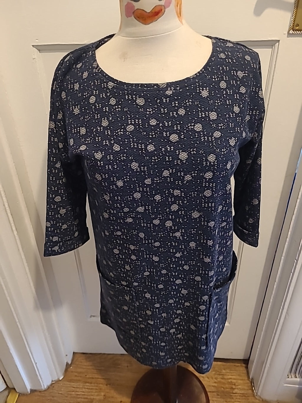 Ladies White Stuff Size 10 Navy And White Mid Sleeved Dress
