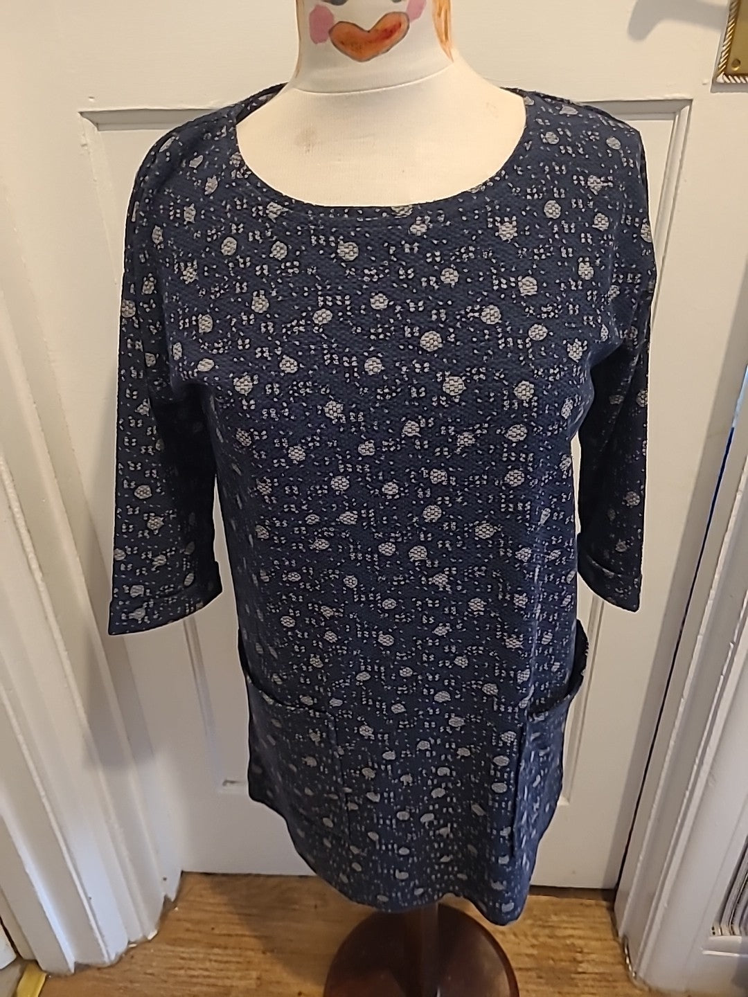 Ladies White Stuff Size 10 Navy And White Mid Sleeved Dress