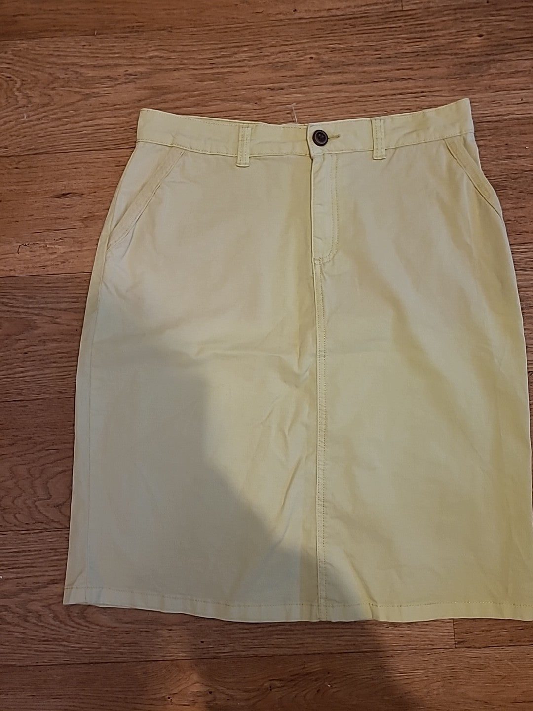 Ladies Lily&Me Size 8 Lemon Pencil Skirt