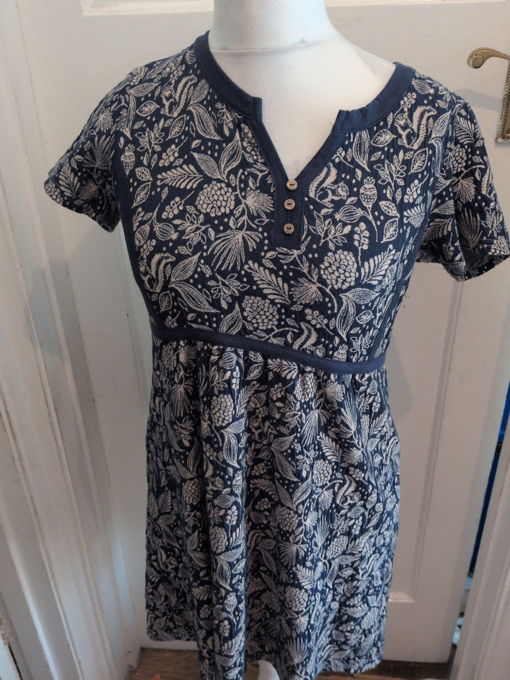 Mantaray 10 Blue And White Patterned Short Sleeve Dress Knee-Midi
