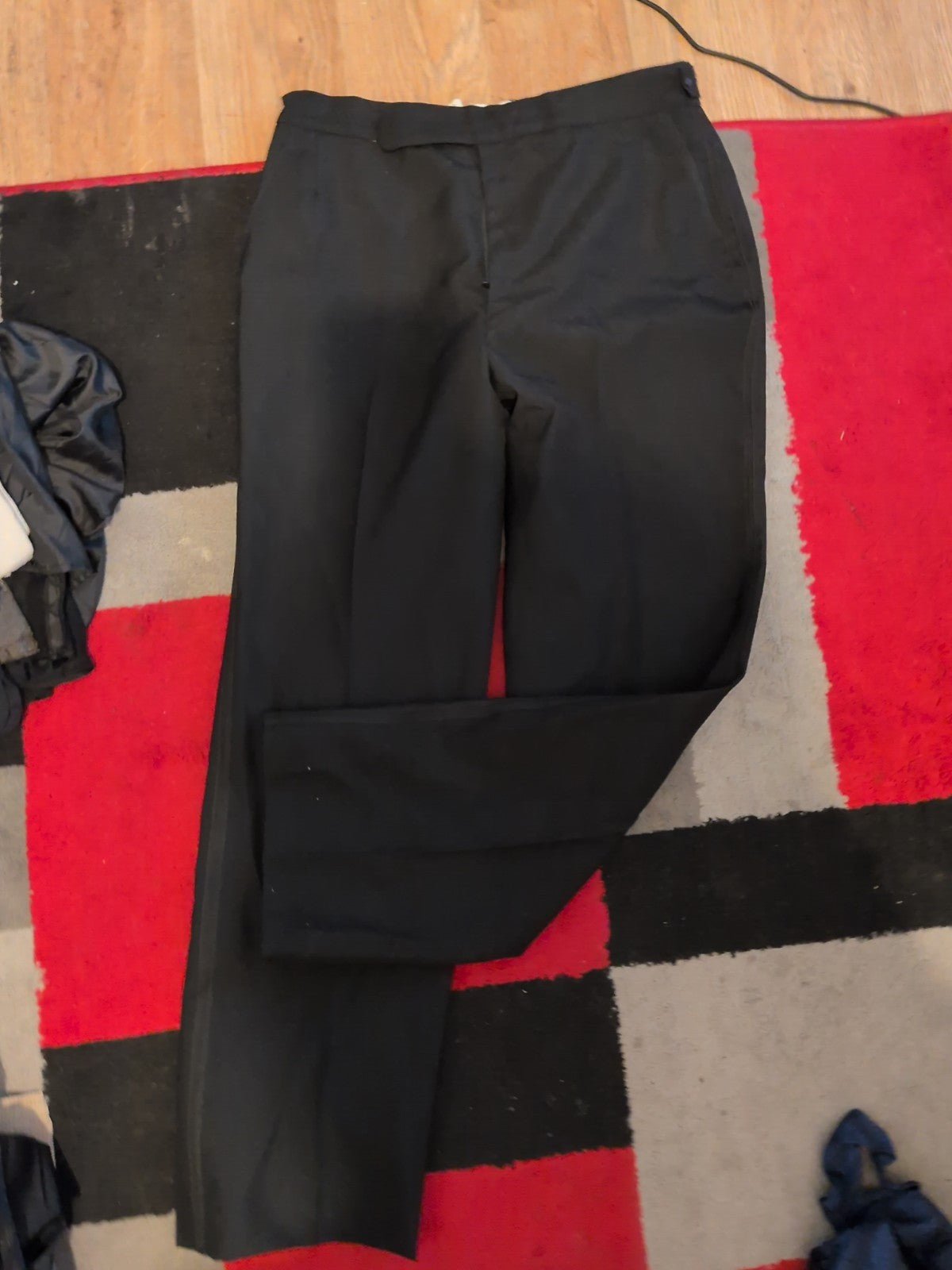 Mens Size 34-36 Black Smart Trousers