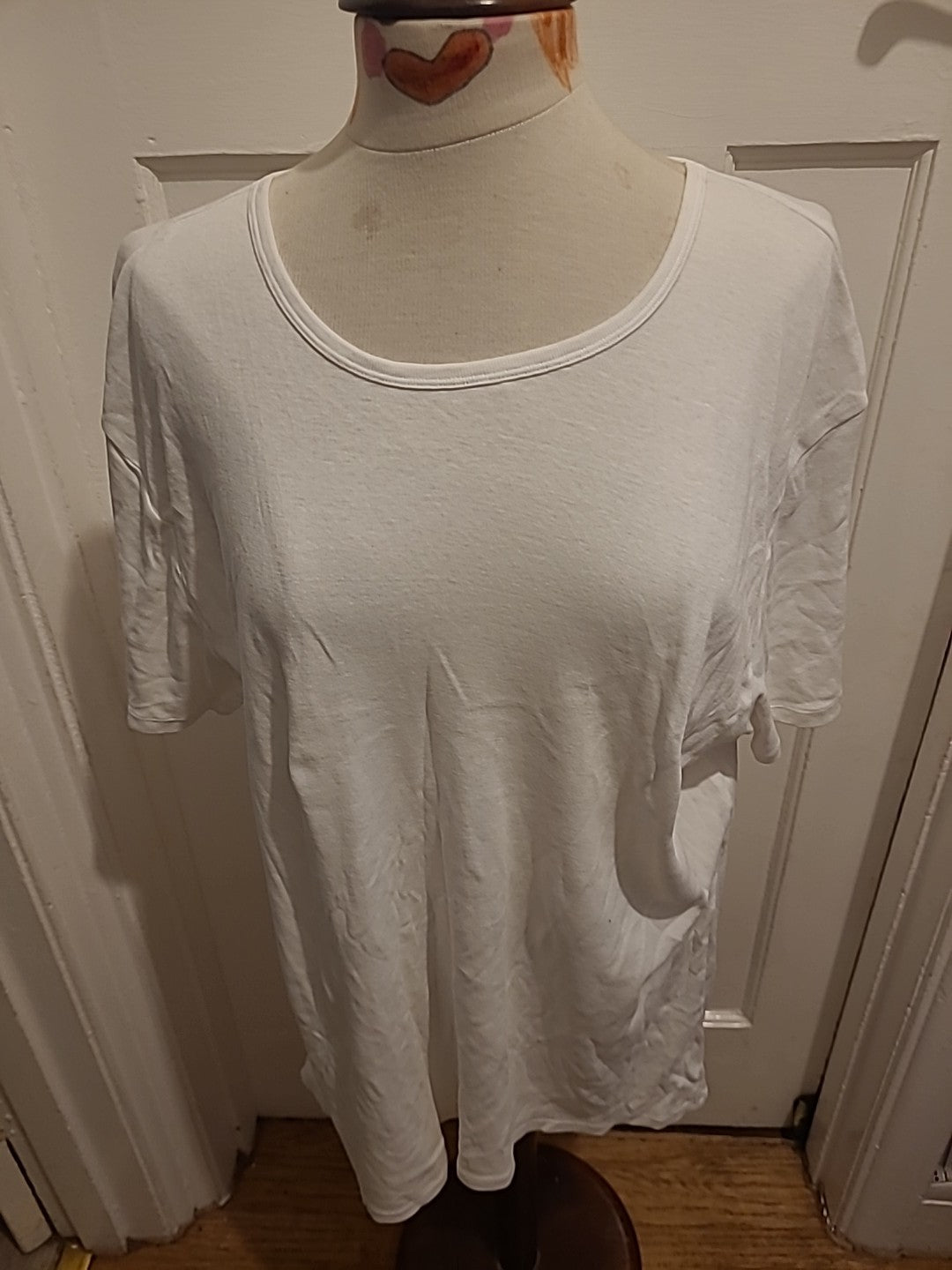 Mens M&S Size Extra Large White Short Sleeved Tshirt