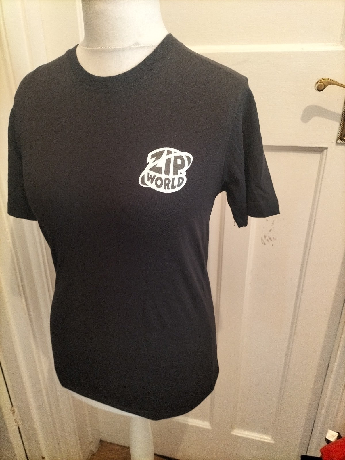 Mens Zip World Size Xs Black Short Sleeved T-shirt