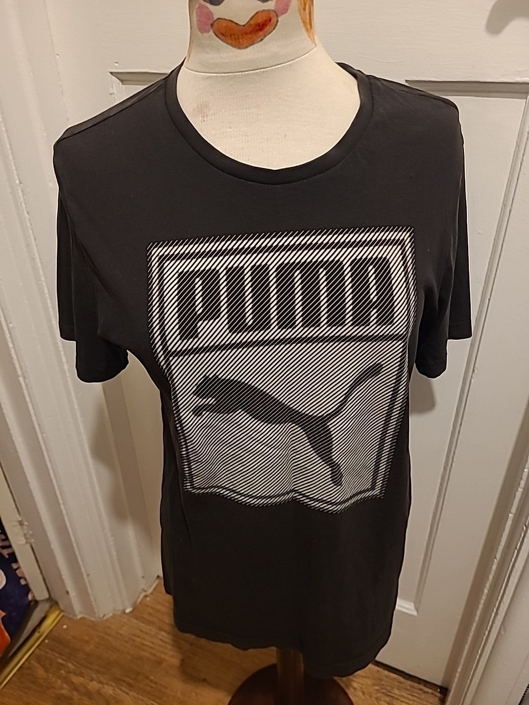 Mens Puma Size Small Black Printed Tshirt Short Sleeved